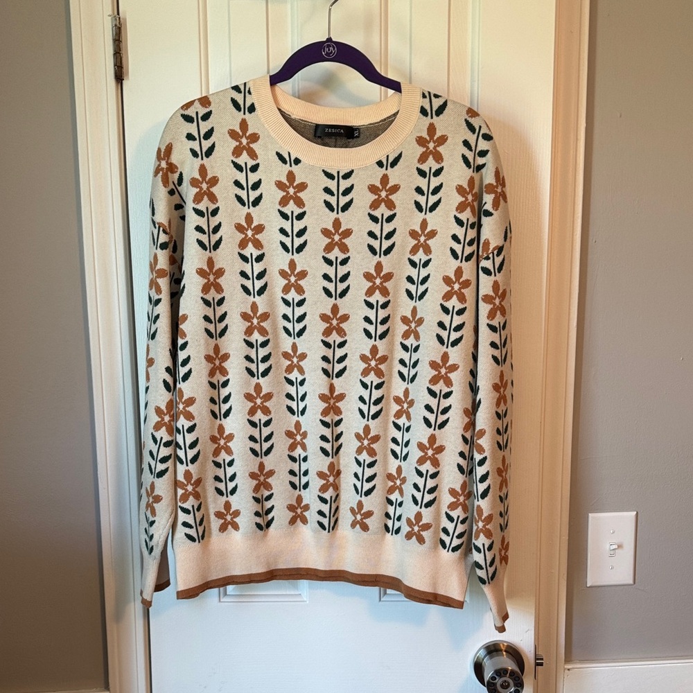 Zara Cream Crewneck Sweater with Brown Floral Motif